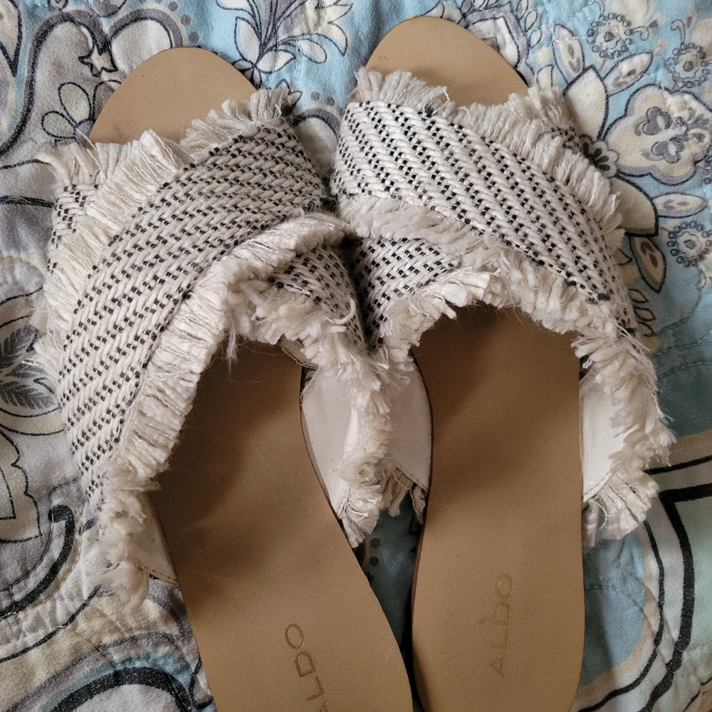 Sandals - Picture 2 of 3